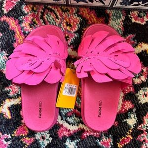 NWT Farm Rio Womens 8 Monstera Leaf Anatomic Slides Sandals Hot Pink